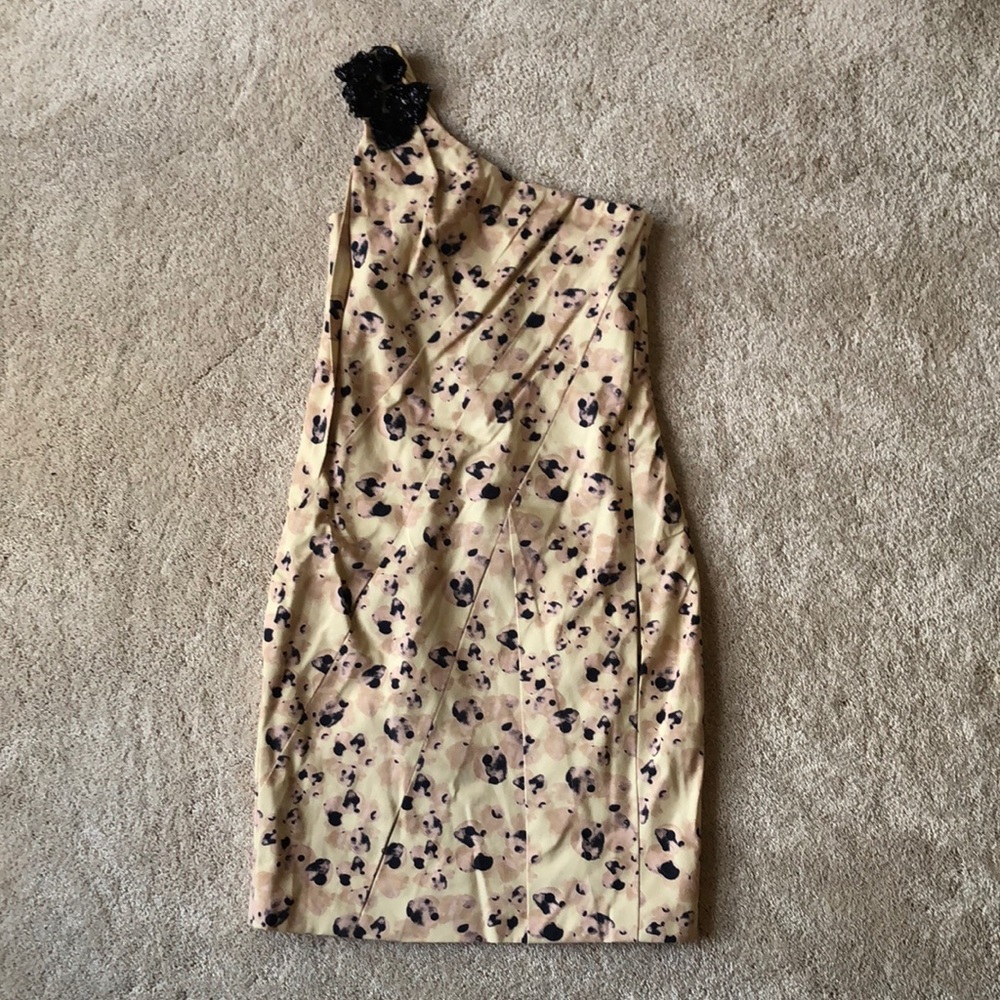 NWOT Vera Wang Lavender Label One Shoulder Dress